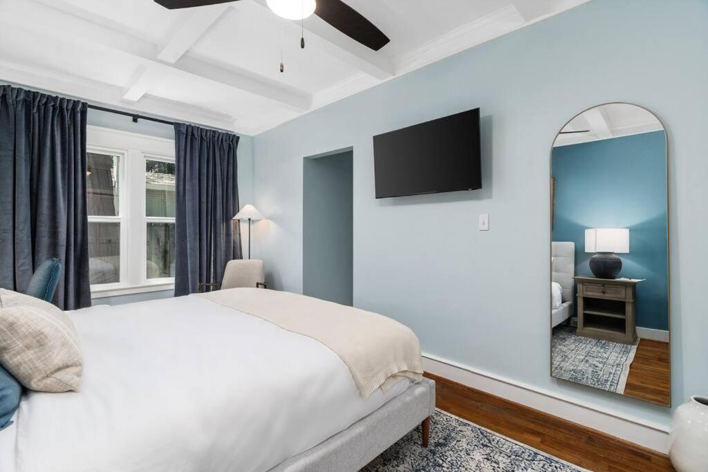 Grape Escape Inn & Suites 로디 외부 사진